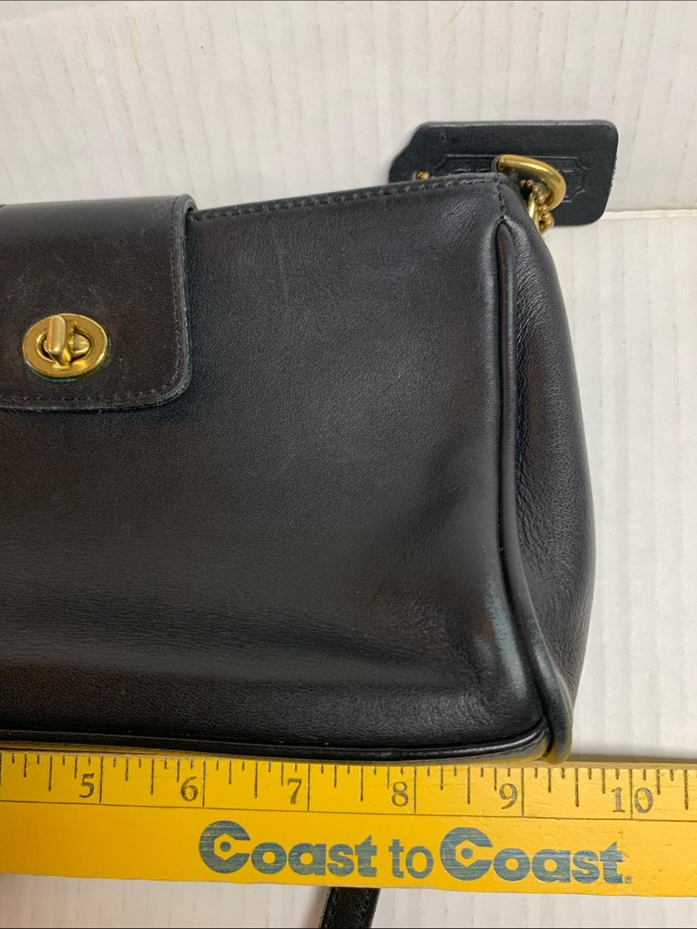 Coach Vintage 9154 Legacy Demi Black Leather Crossbody Purse Gold Turnlock - Picture 10 of 12